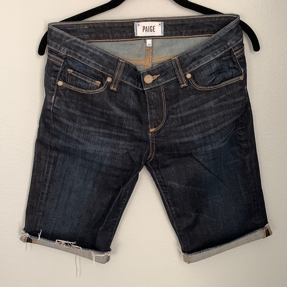 Paige Bermuda Shorts in Warner Size 26